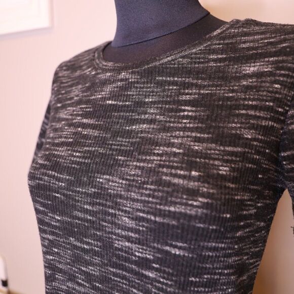 High Slit Short Sleeved Tunic Sz S - Picture 4 of 4